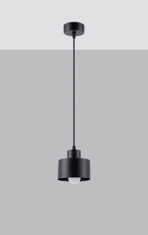 Lampa wisząca SAVAR 1 czarna Lampa wisząca SAVAR 1 czarna