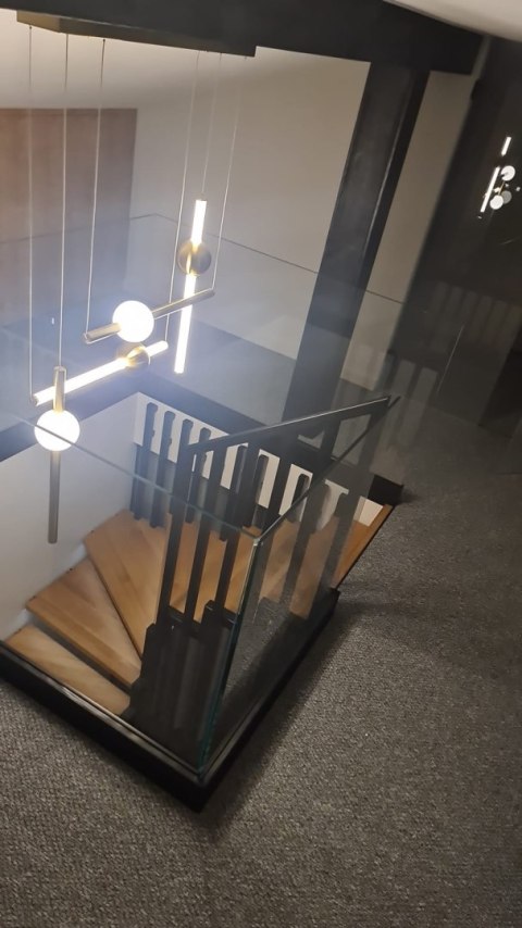Lampa wisząca O-LINE S-4 LED mosiądz 79 cm Lampa wisząca O-LINE S-4 LED mosiądz 79 cm