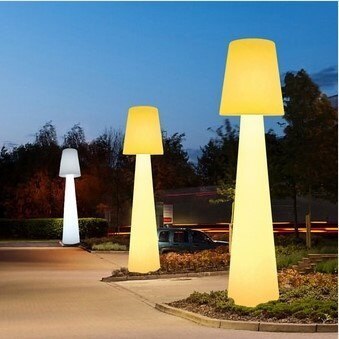 Lampa ogrodowa stojąca GARDENA L LED RGBW 16 kolorów 150 cm Lampa ogrodowa stojąca GARDENA L LED RGBW 16 kolorów 150 cm