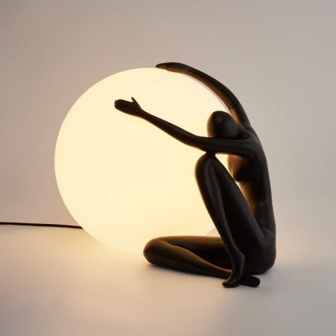 Lampa stołowa WOMAN-1 czarna 47 cm Lampa stołowa WOMAN-1 czarna 47 cm