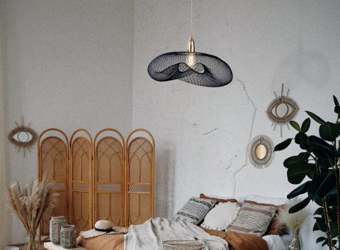 MAXLIGHT P0444 LAMPA WISZĄCA BREEZY CZARNY KLOSZ 45x66 cm MAXLIGHT P0444 LAMPA WISZĄCA BREEZY CZARNY KLOSZ 45x66 cm