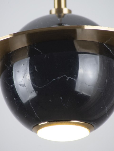 MAXLIGHT P0414 LAMPA WISZĄCA URANOS CZARNY MAXLIGHT P0414 LAMPA WISZĄCA URANOS CZARNY